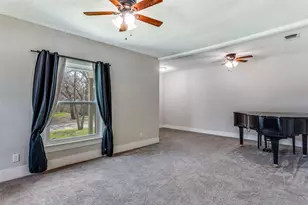 826 Mirike Dr, White Settlement, TX 76108 - Photo 5