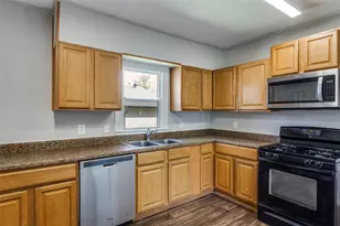 826 Mirike Dr, White Settlement, TX 76108 - Photo 11