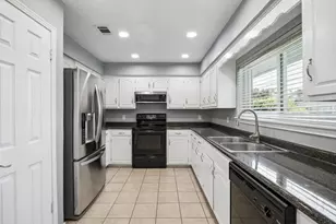 709 Bowie St, Forney, TX 75126 - Photo 3