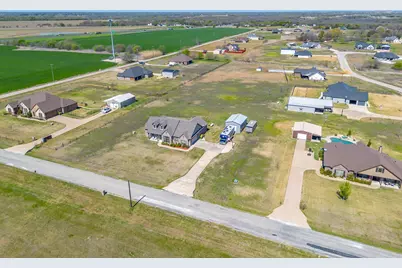 8071 County Road 105, Grandview, TX 76050 - Photo 3