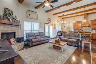 8071 County Rd 105, Grandview, TX 76050 - Photo 11