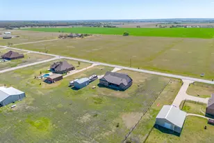 8071 County Rd 105, Grandview, TX 76050 - Photo 39
