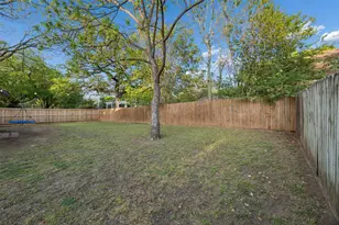7716 Chasewood Dr, North Richland Hills, TX 76182 - Photo 27