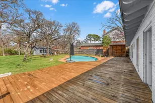 1313 W Sanford St, Arlington, TX 76012 - Photo 25