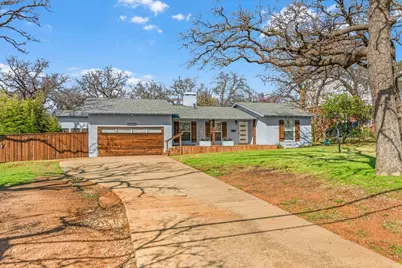 1313 W Sanford Street, Arlington, TX 76012 - Photo 3