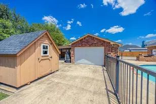 1011 Parview Circle, Grand Prairie, TX 75104 - Photo 39