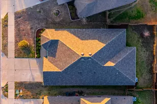 4004 Millau Ln, Crowley, TX 76036 - Photo 29