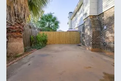 2113 Fleur De Lis Court, Arlington, TX 76012 - Photo 25