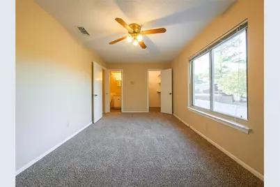 2113 Fleur De Lis Court, Arlington, TX 76012 - Photo 11