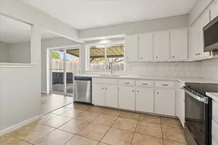 219 Running Brook Ln, Mesquite, TX 75149 - Photo 9