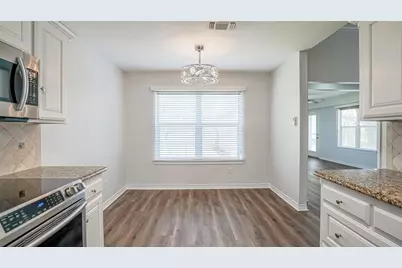 10519 Ravenswood Road, Granbury, TX 76049 - Photo 19