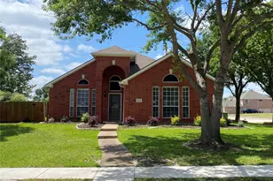 220 Peach Tree Dr, Murphy, TX 75094 - Photo 1