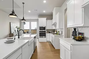 137 Cross Timbers St, Azle, TX 76020 - Photo 9