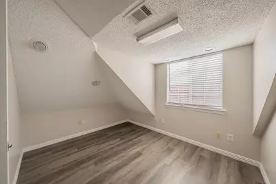 2643 Garden Ridge Lane, Arlington, TX 76006 - Photo 37