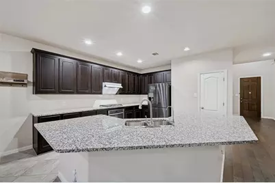 824 Water Garden Circle, Little Elm, TX 75068 - Photo 7