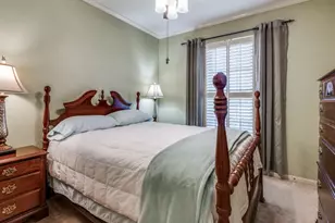 2516 Lawnview Dr, Carrollton, TX 75006 - Photo 17