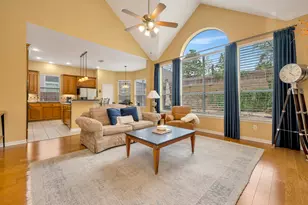 802 Little Cub Way, Euless, TX 76039 - Photo 3