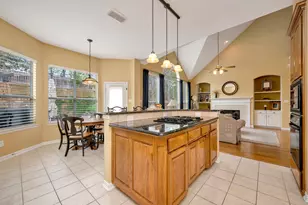 802 Little Cub Way, Euless, TX 76039 - Photo 11