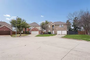 5076 Blanco Dr, Haltom City, TX 76137 - Photo 5