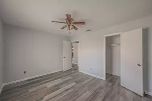 420 Signal Hill Ct N, Fort Worth, TX 76112 - Photo 17