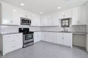 103 W Cleburne- Shop, Crowley, TX 76104 - Photo 5