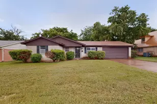 4429 Berke Rd, Fort Worth, TX 76115 - Photo 1