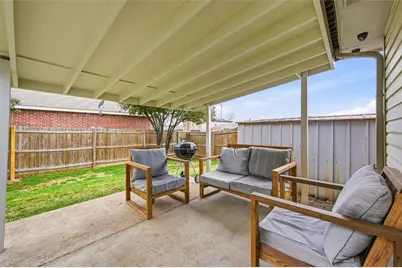 8720 Hunters Point Way, Fort Worth, TX 76123 - Photo 3