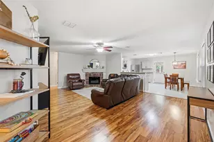 8720 Hunters Point Way, Fort Worth, TX 76123 - Photo 7