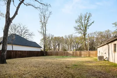 145 Barcelona Street, Payne Springs, TX 75156 - Photo 3