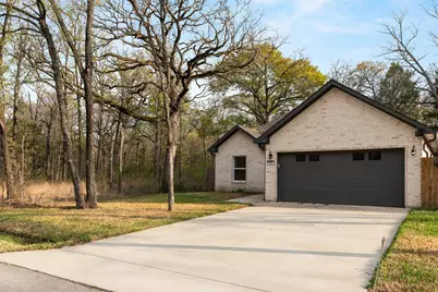 145 Barcelona Street, Payne Springs, TX 75156 - Photo 3