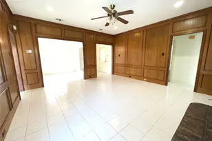 1519 Shonka Dr, Carrollton, TX 75007 - Photo 5