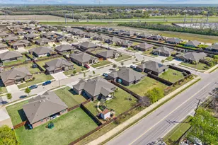 2320 High Meadow Dr, Denton, TX 76208 - Photo 35