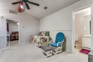 51 Morrow Dr, Bedford, TX 76021 - Photo 9