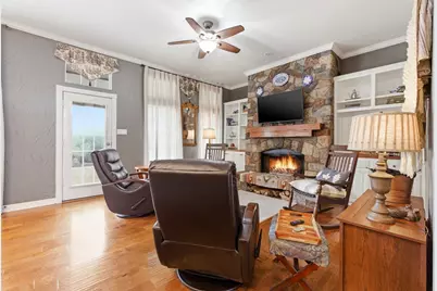 906 Valley View Avenue, Red Oak, TX 75154 - Photo 7