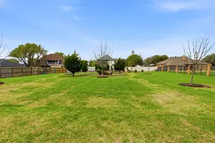 906 Valley View Ave, Red Oak, TX 75154 - Photo 13