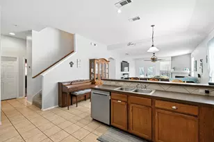 356 Turquoise Dr, Fort Worth, TX 76131 - Photo 5