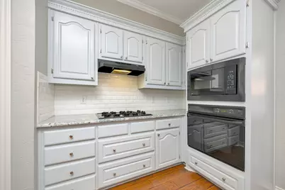 2400 Peach Blossom Court, Bedford, TX 76021 - Photo 13