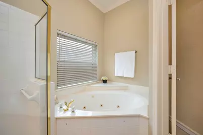 2400 Peach Blossom Court, Bedford, TX 76021 - Photo 21