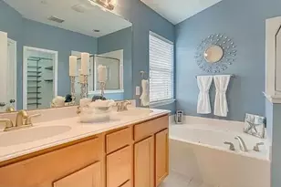 1514 Biltmore Ln, Irving, TX 75063 - Photo 7