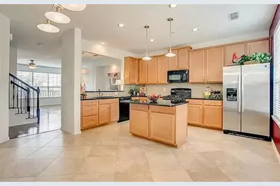 1514 Biltmore Lane, Irving, TX 75063 - Photo 5