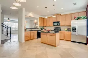 1514 Biltmore Ln, Irving, TX 75063 - Photo 5