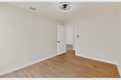 1518 Oak Street, Grand Prairie, TX 75050 - Photo 35