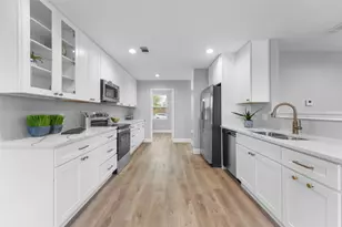 1300 Anna Lea Ln, Burleson, TX 76028 - Photo 11