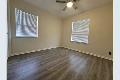 738 Hawthorne Lane, Grand Prairie, TX 75052 - Photo 29