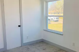 6836 Western Hills Dr, Dallas, TX 75217 - Photo 9