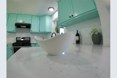 6836 Western Hills Drive, Dallas, TX 75217 - Photo 13