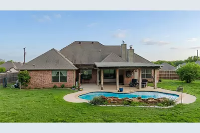 101 Lyndsey Court, Boyd, TX 76023 - Photo 37