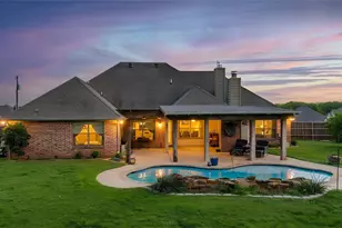 101 Lyndsey Ct, Boyd, TX 76023 - Photo 3