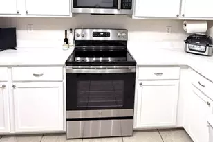 1027 Mazourka Dr, Arlington, TX 76001 - Photo 5