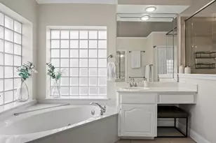 2716 Pin Oak Dr, Grapevine, TX 76051 - Photo 13